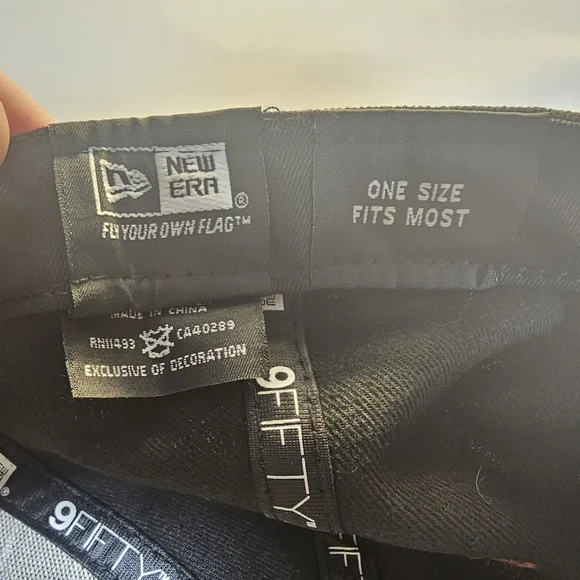 NWOT New Era Black and Orange Emmure Metalcore Snapback NOS - Picture 8 of 9